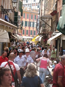 The passagiata on Via Mazzini