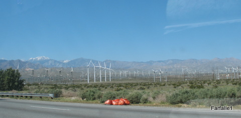 huge-windfarm2 huge-windfarm2