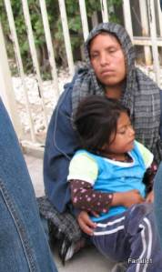 los-algodones-line-for-us-beggars-2-28-2009-00-04-47