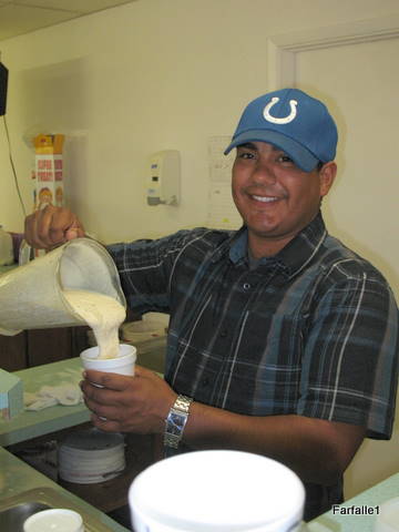 raul-pours-a-date-shake