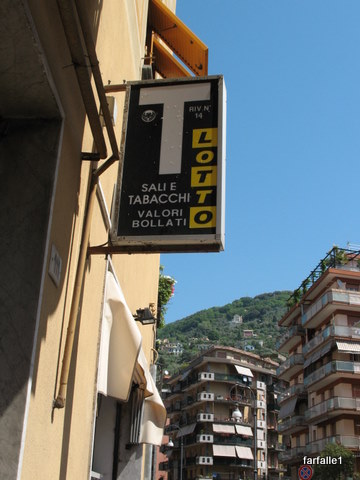 Tabacchi sign