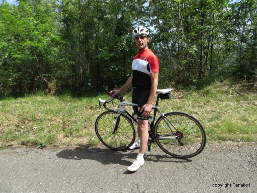 richard and his bike-002