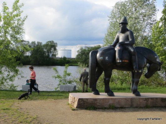 Russelsheim  statue-003