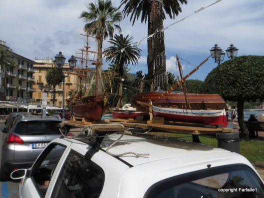 model ships on car roof-001
