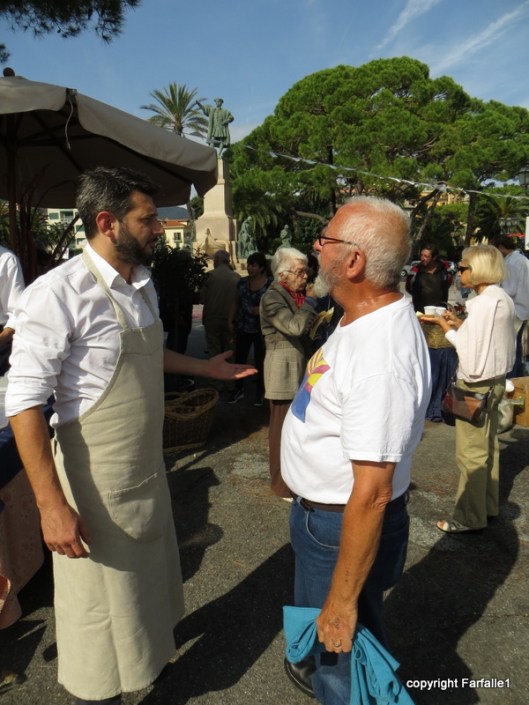 Guido and Speedy catch up. 