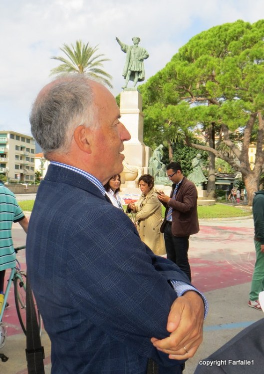 Professor Bacigalupo after his talk.