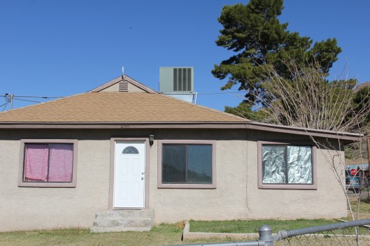 Superior House Tour non-tour house, odd window treatments