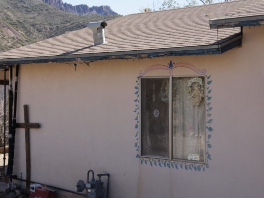 Superior House Tour painted house-002