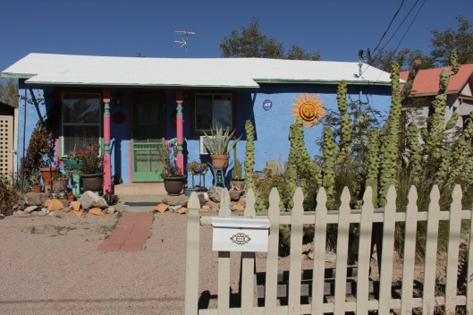 Superior House Tour painted house-005