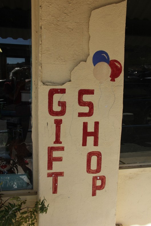 Superior House Tour painted sign-002